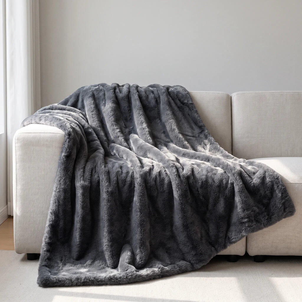 Plushira - Double-Layered Textured Throw Blanket